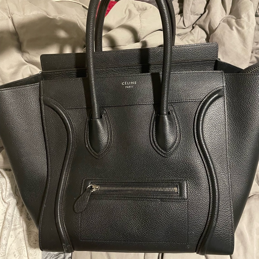 Celine Black Tote Bag with Winged Design - Picture 2 of 5